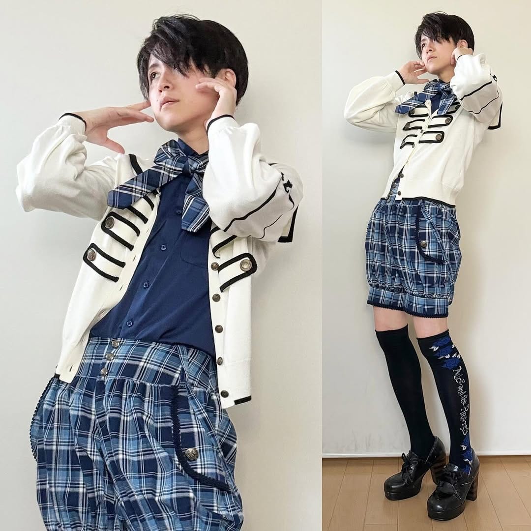 Post 6 by Byakuya Asagiri on Instagram (carousel)