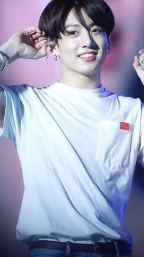 Post 8 by 💜 JUNGKOOK 💜 on Instagram (video)
