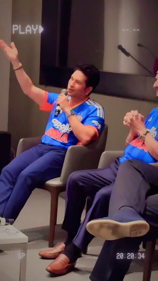 Post 4 by Mayank Goswami on Instagram (video)