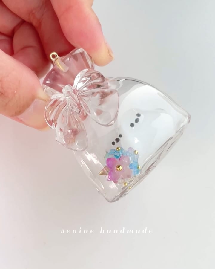 Post 6 by ❀ 𝓼𝓮𝓷𝓲𝓷𝓮 ❀ セニネ on Instagram (carousel)