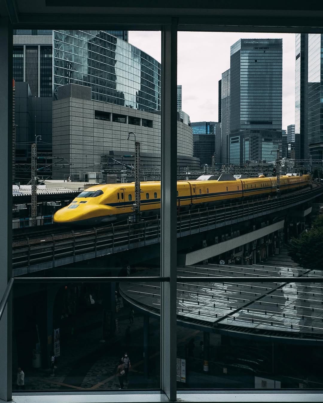 Post 9 by (ヤナ)yanasnap  Tokyo 📸 on Instagram (carousel)