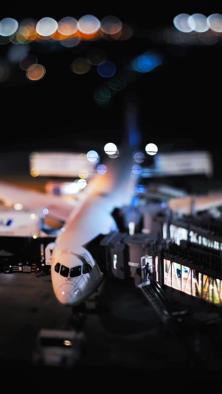 Post 10 by Miniature Tokyo on Instagram (video)