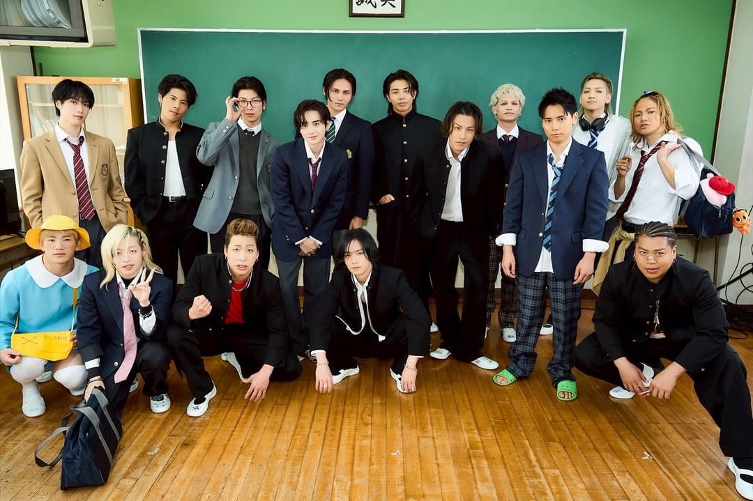 Post 5 by LIKIYA/L on Instagram (carousel)