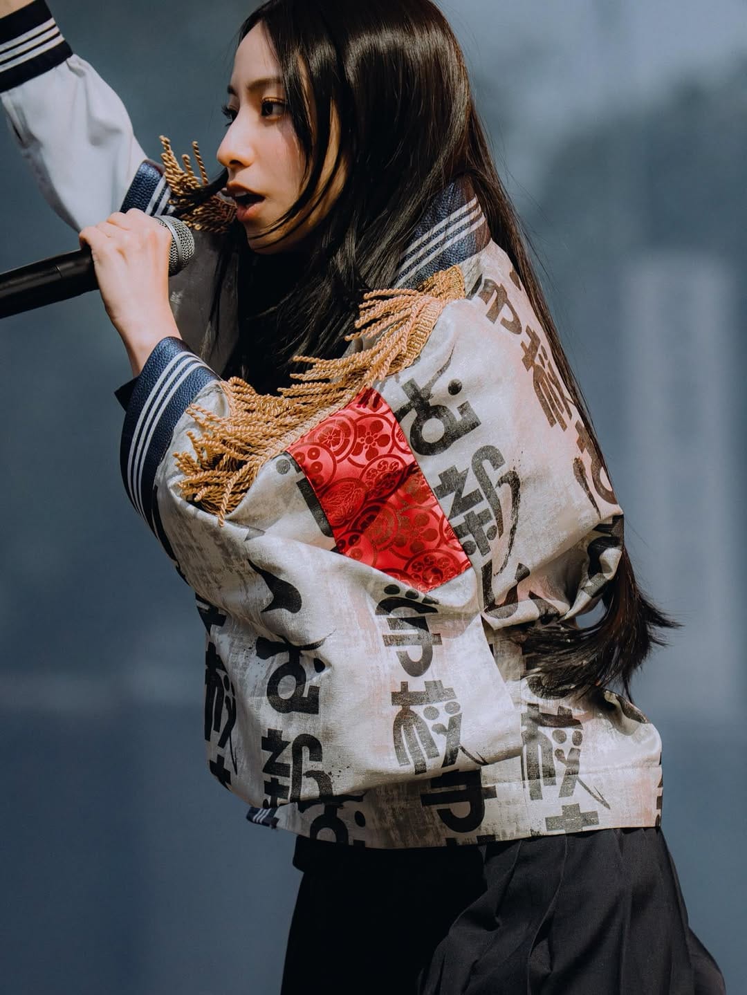 Post 8 by KANON 新しい学校のリーダーズ on Instagram (carousel)