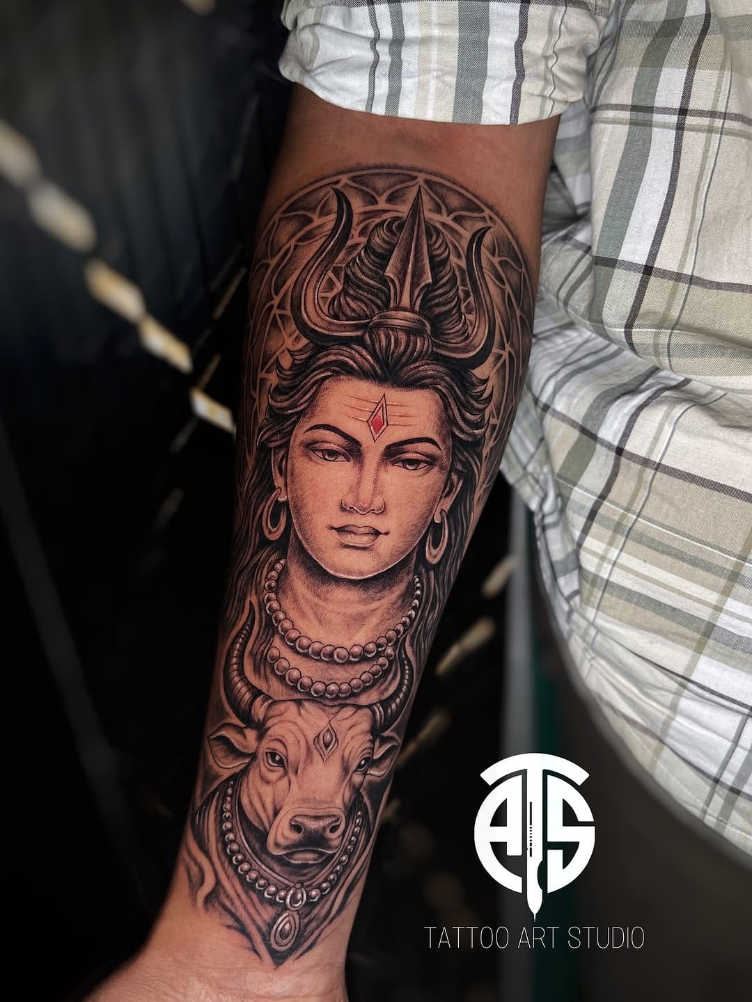 Post 7 by Christy Tattoo on Instagram (carousel)