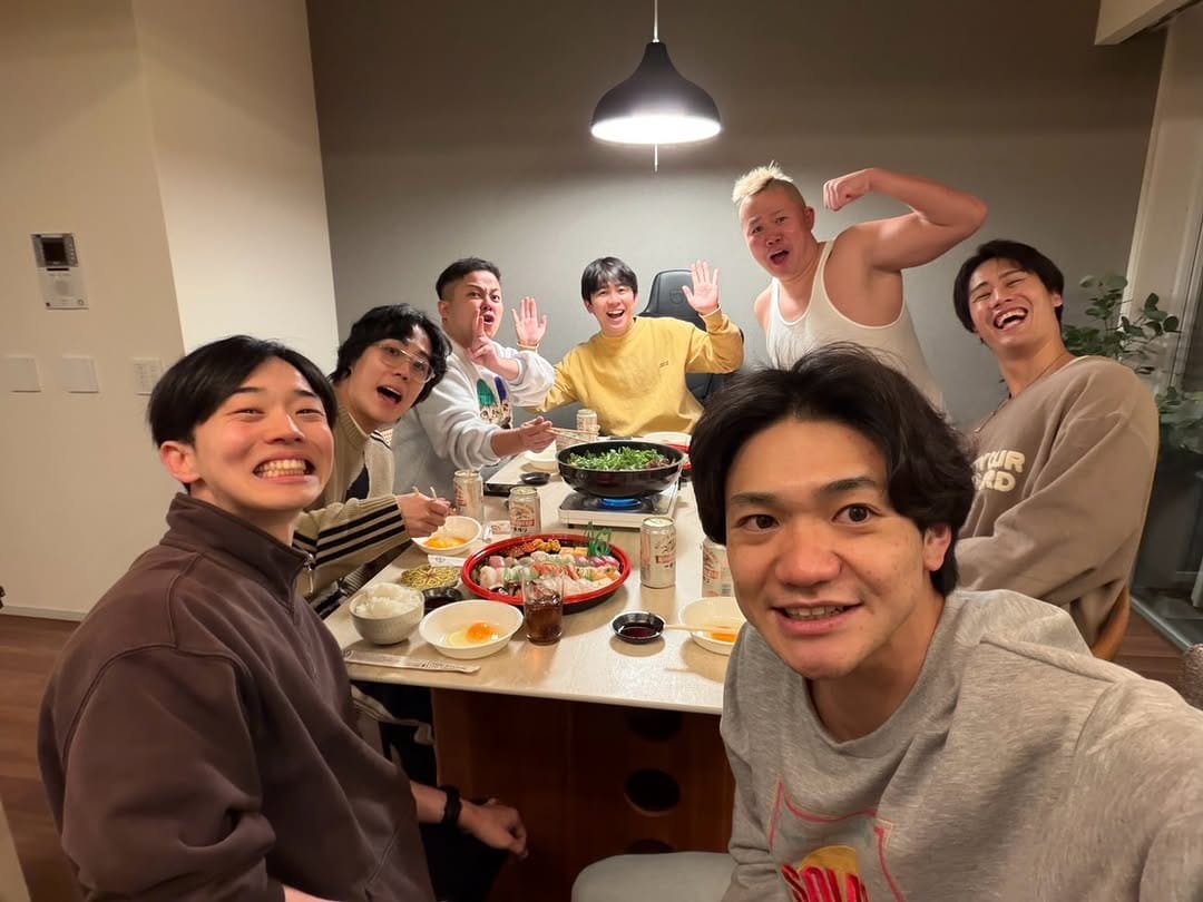 Post 6 by 大石ライアン大祐 on Instagram (carousel)