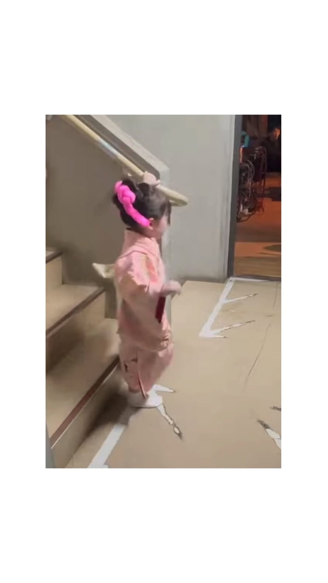 Post 5 by 日本舞踊家 有馬和歌子｜Japanese dancer Wakako Arima on Instagram (video)