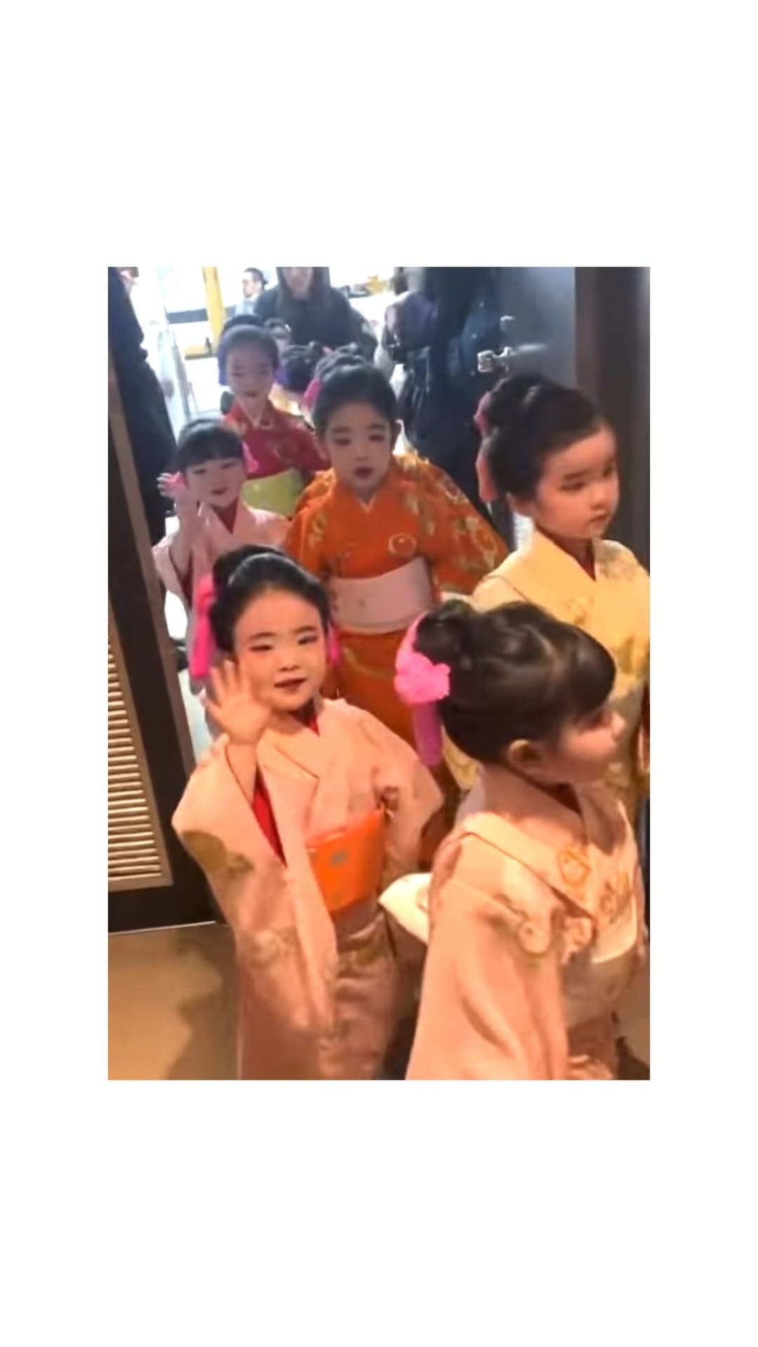 Post 6 by 日本舞踊家 有馬和歌子｜Japanese dancer Wakako Arima on Instagram (video)