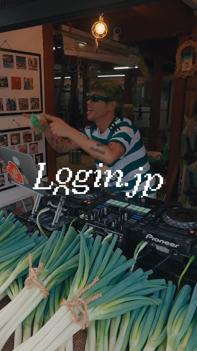 Post 8 by 🌞world sunshine on Instagram (video)