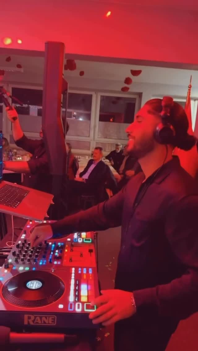 Post 10 by DJ RAFI on Instagram (video)