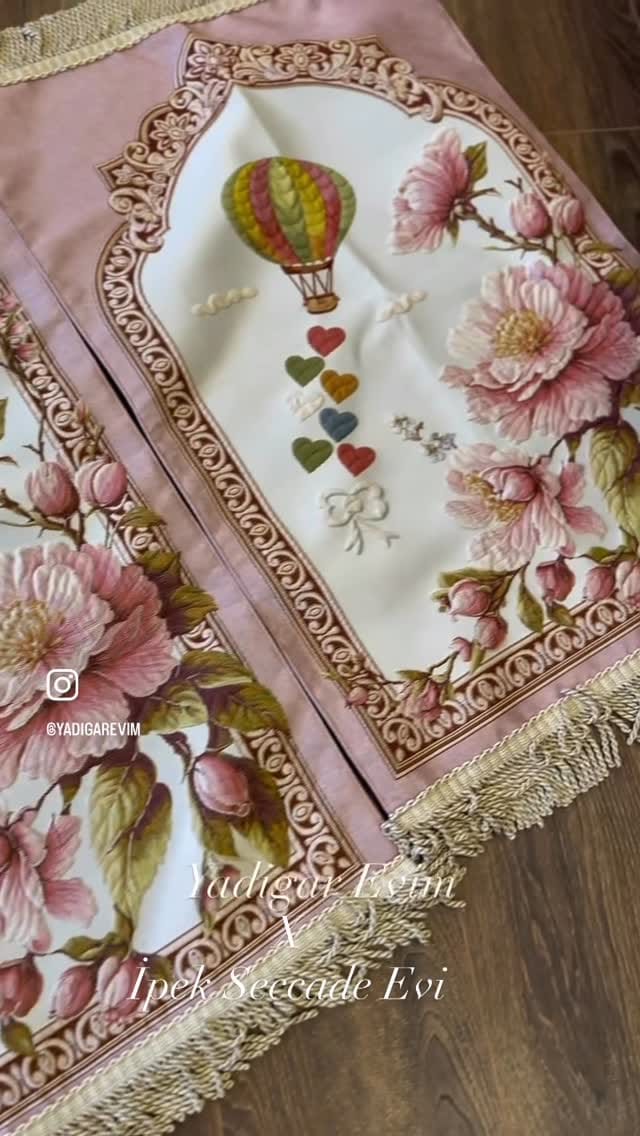 Post 3 by Ipekseccade.evi on Instagram (video)