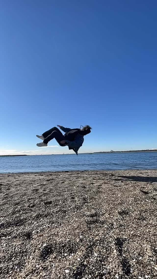 Post 6 by Yusuke Ishii on Instagram (video)