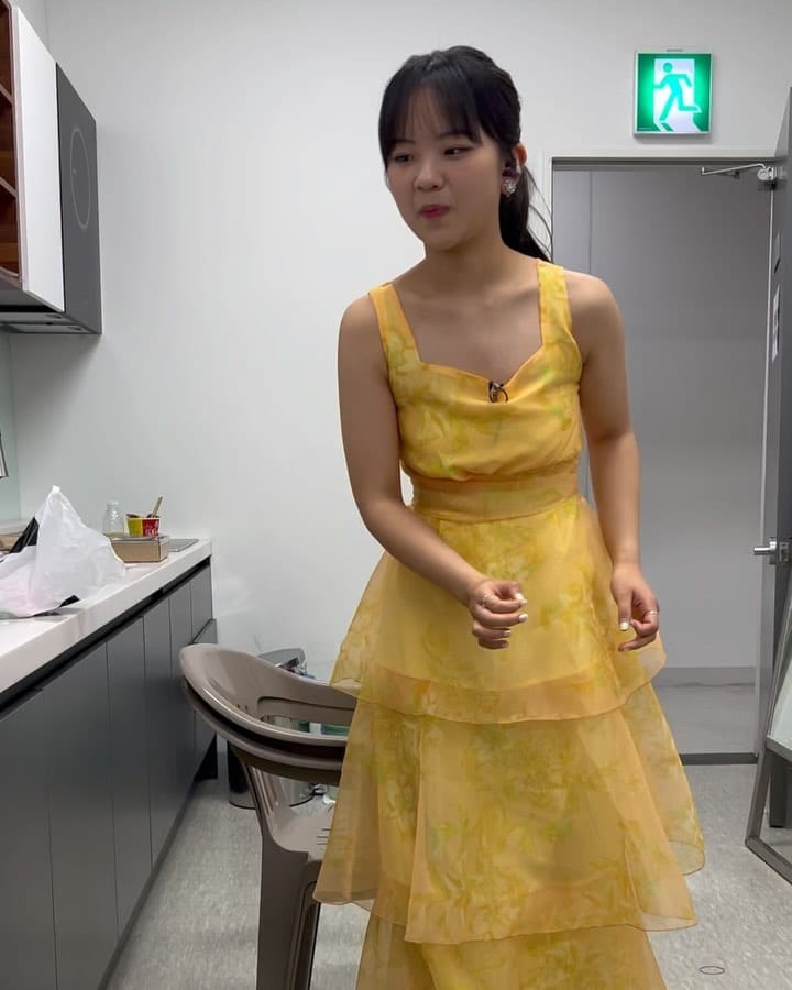 Post 9 by 東 亜樹 아즈마 아키 Azuma Aki 🤍💪 on Instagram (carousel)