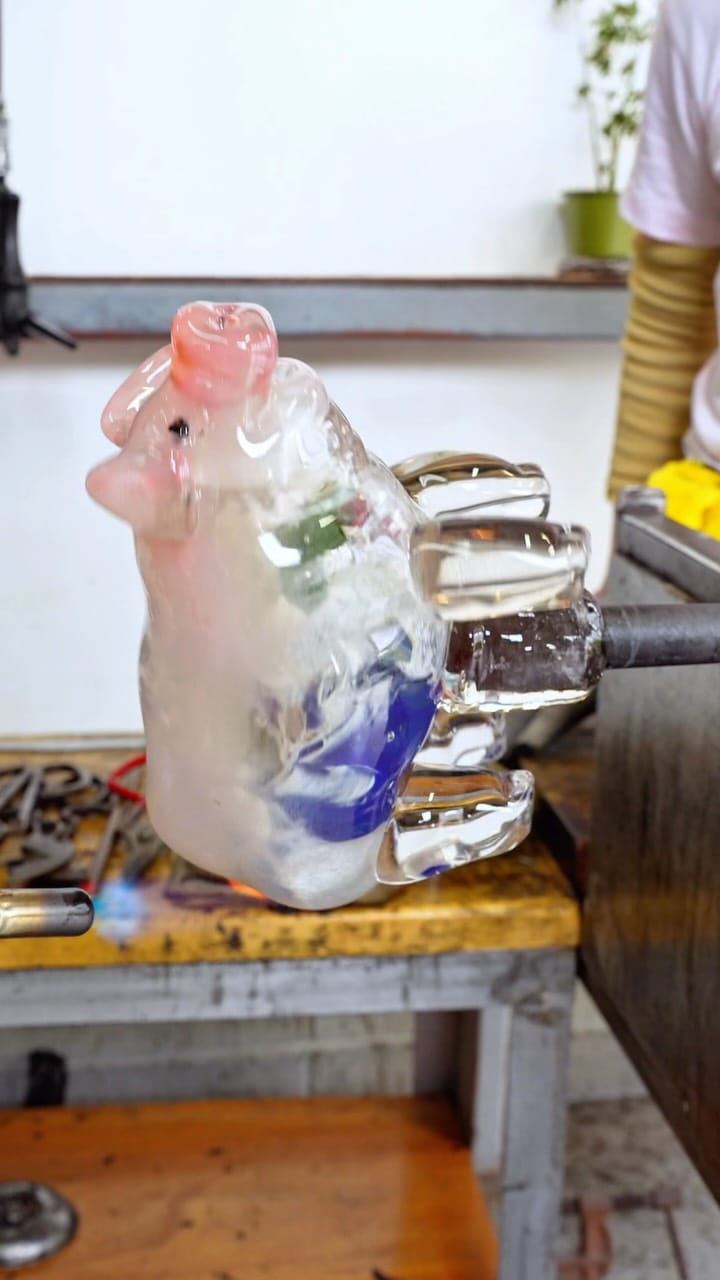 Post 1 by Miwa Ito on Instagram (video)