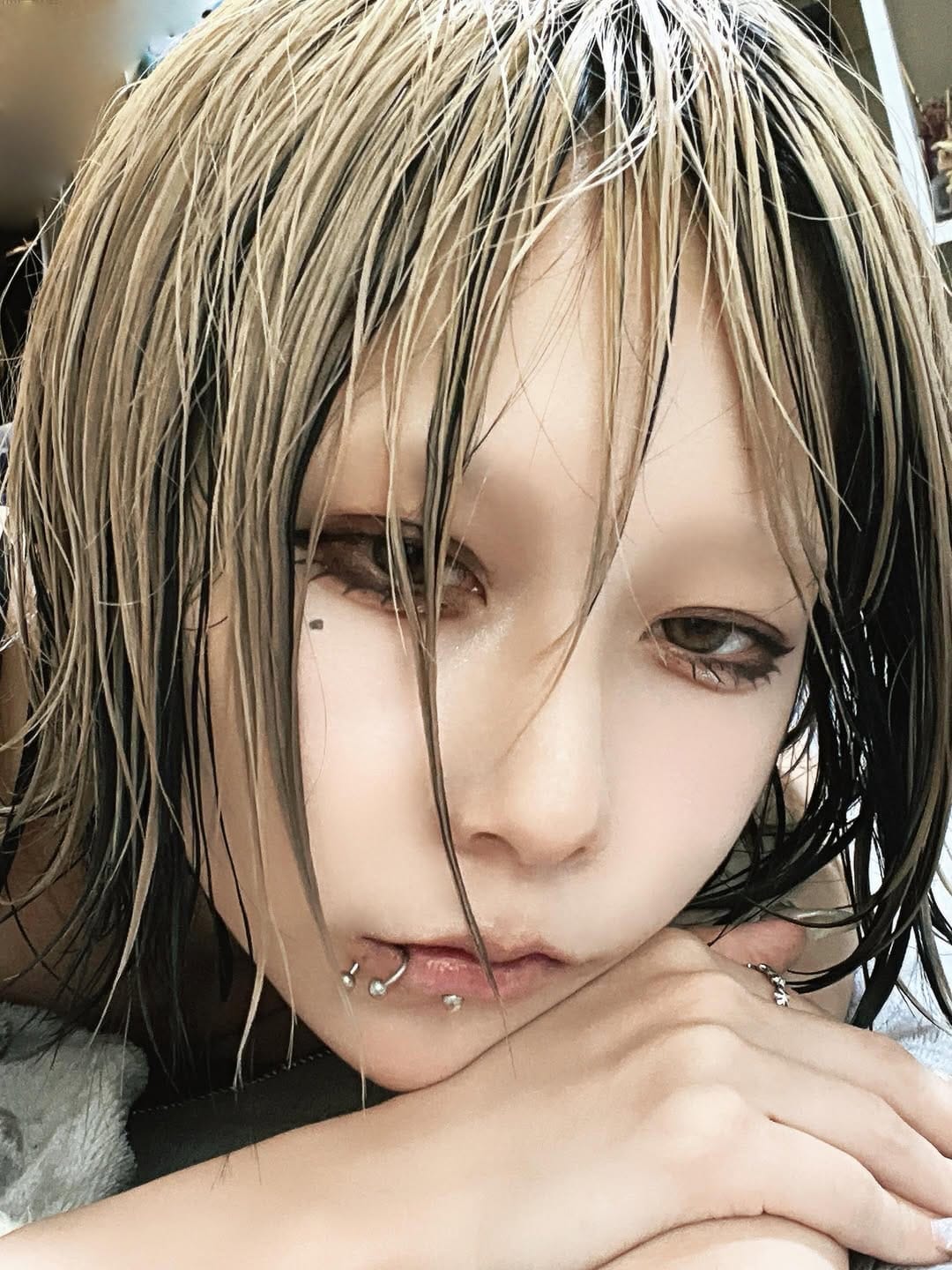 Post 3 by 海琳シル on Instagram (carousel)