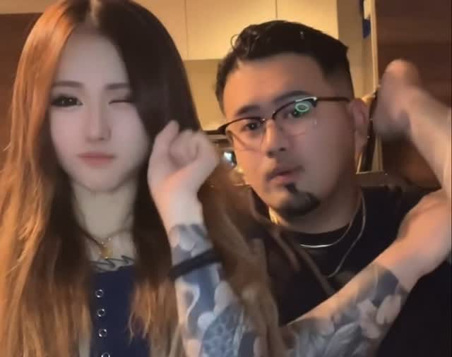 Post 6 by こばれみ on Instagram (video)