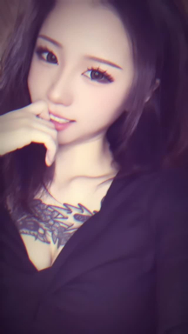 Post 2 by こばれみ on Instagram (video)