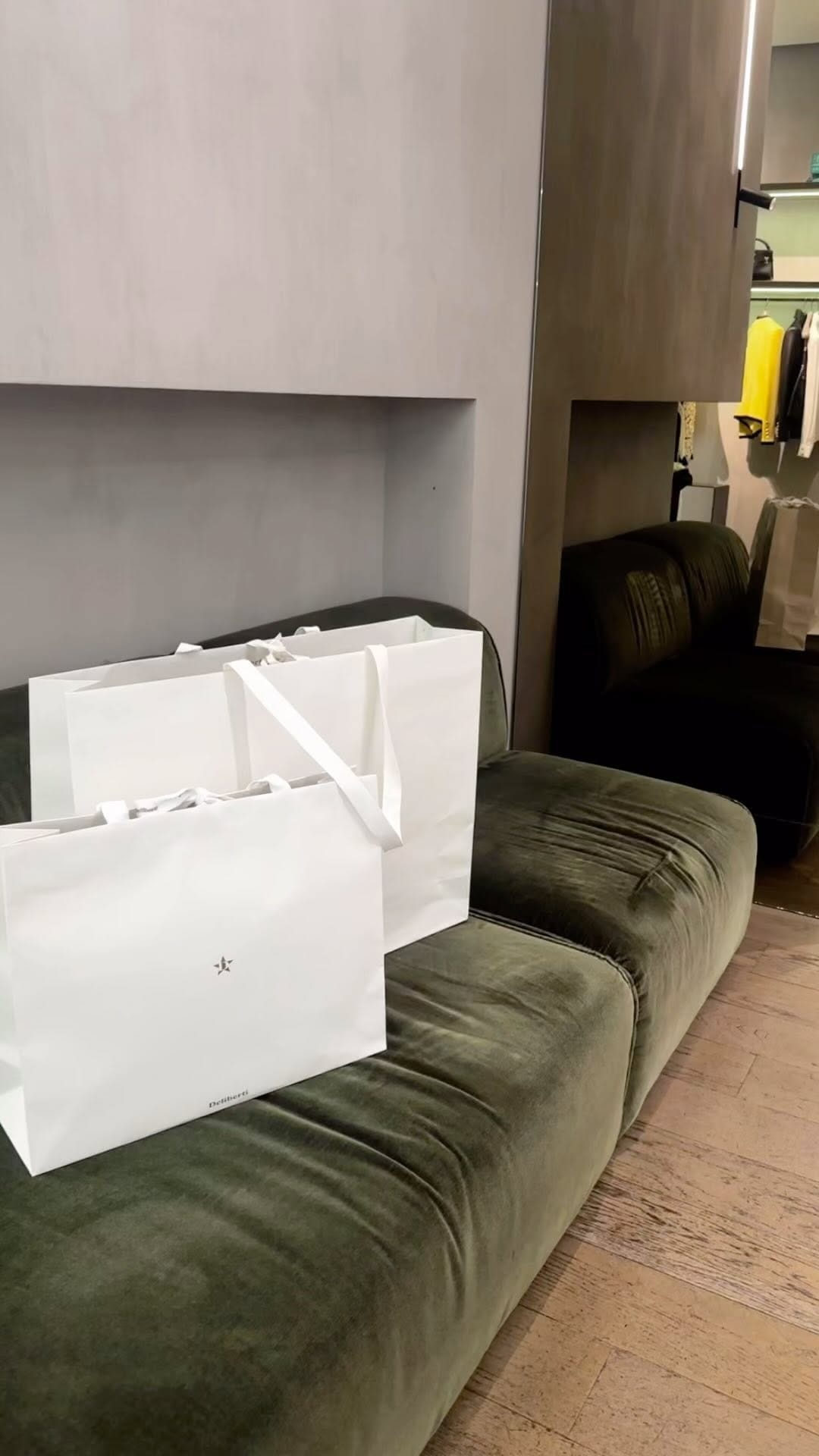 Post 9 by Clelia Ascione on Instagram (video)