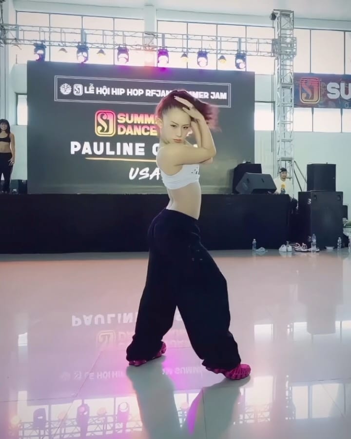 Post 4 by MIYABI on Instagram (video)
