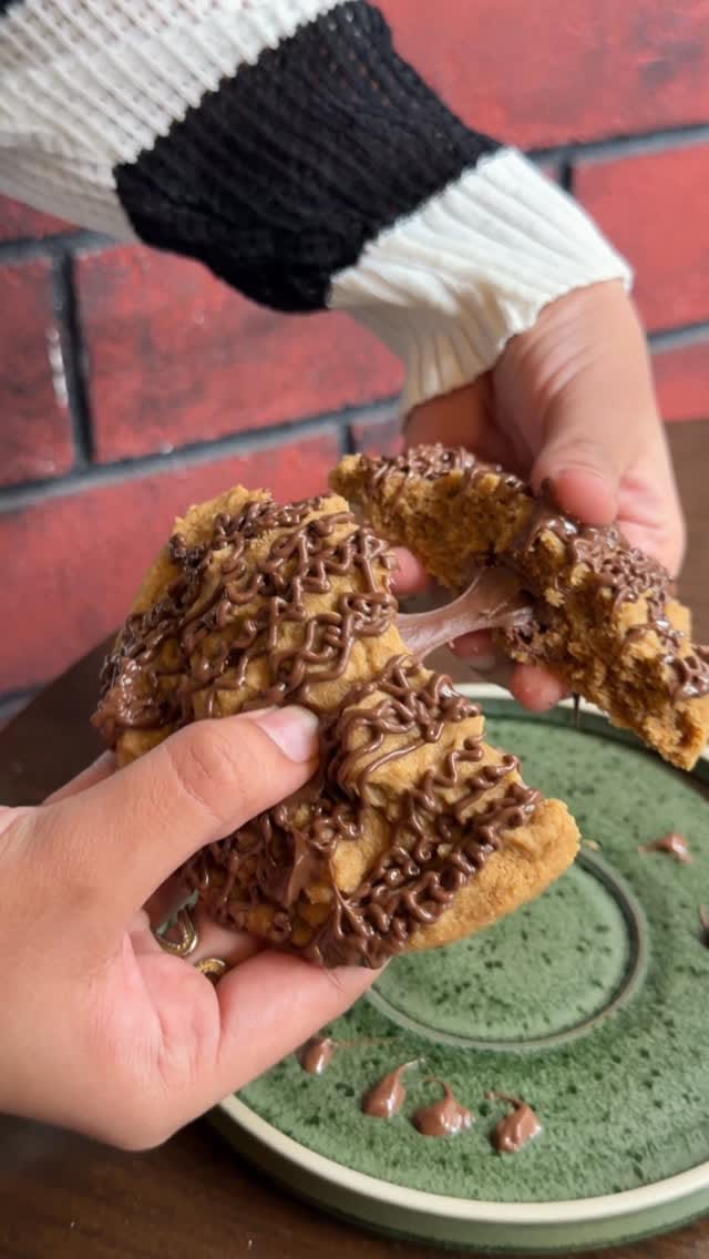 Post 8 by Dessert Therapy on Instagram (video)