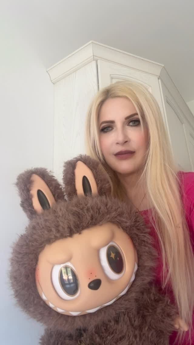 Post 4 by Chiara Maria Luisa Radaelli on Instagram (video)