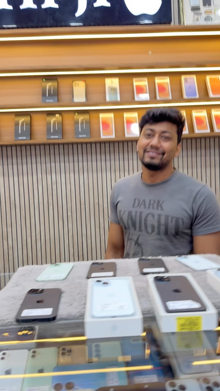 Post 4 by Seth Ji  on Instagram (video)
