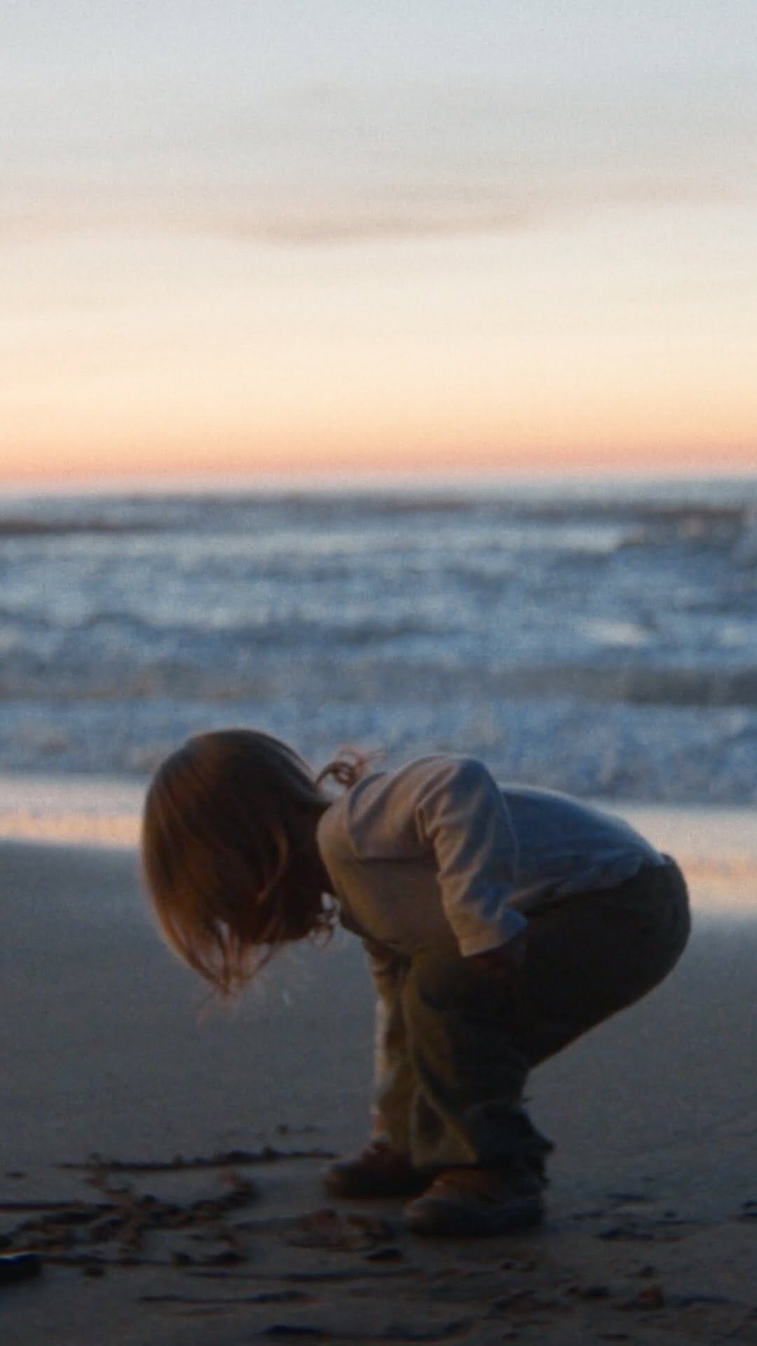 Post 1 by 𝑌𝑂𝑆𝐻𝐼 on Instagram (video)