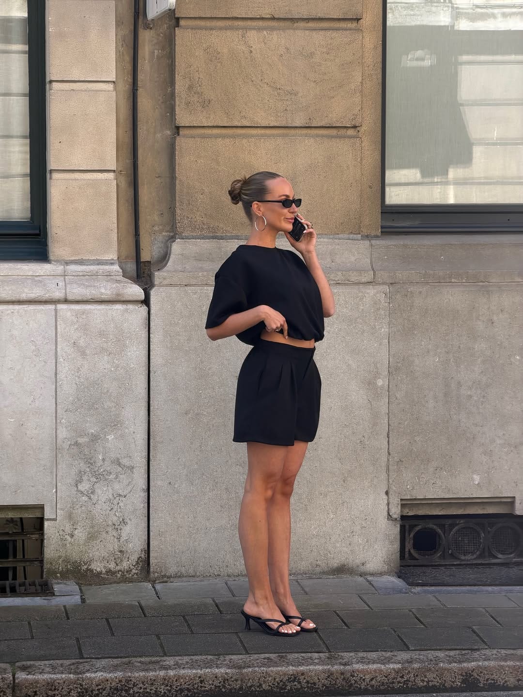 Post 8 by Noeloe | chic, minimal and timeless 💭 on Instagram (carousel)