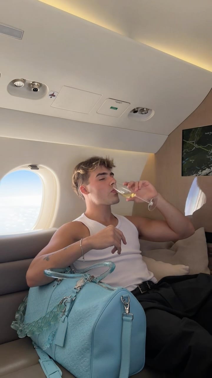 Post 1 by Caio Cerqueira on Instagram (video)