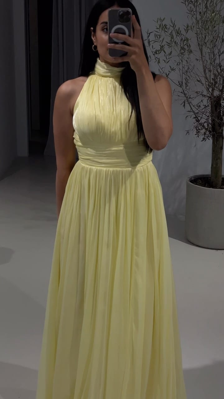 Post 6 by Silk & Lace Dresses on Instagram (video)