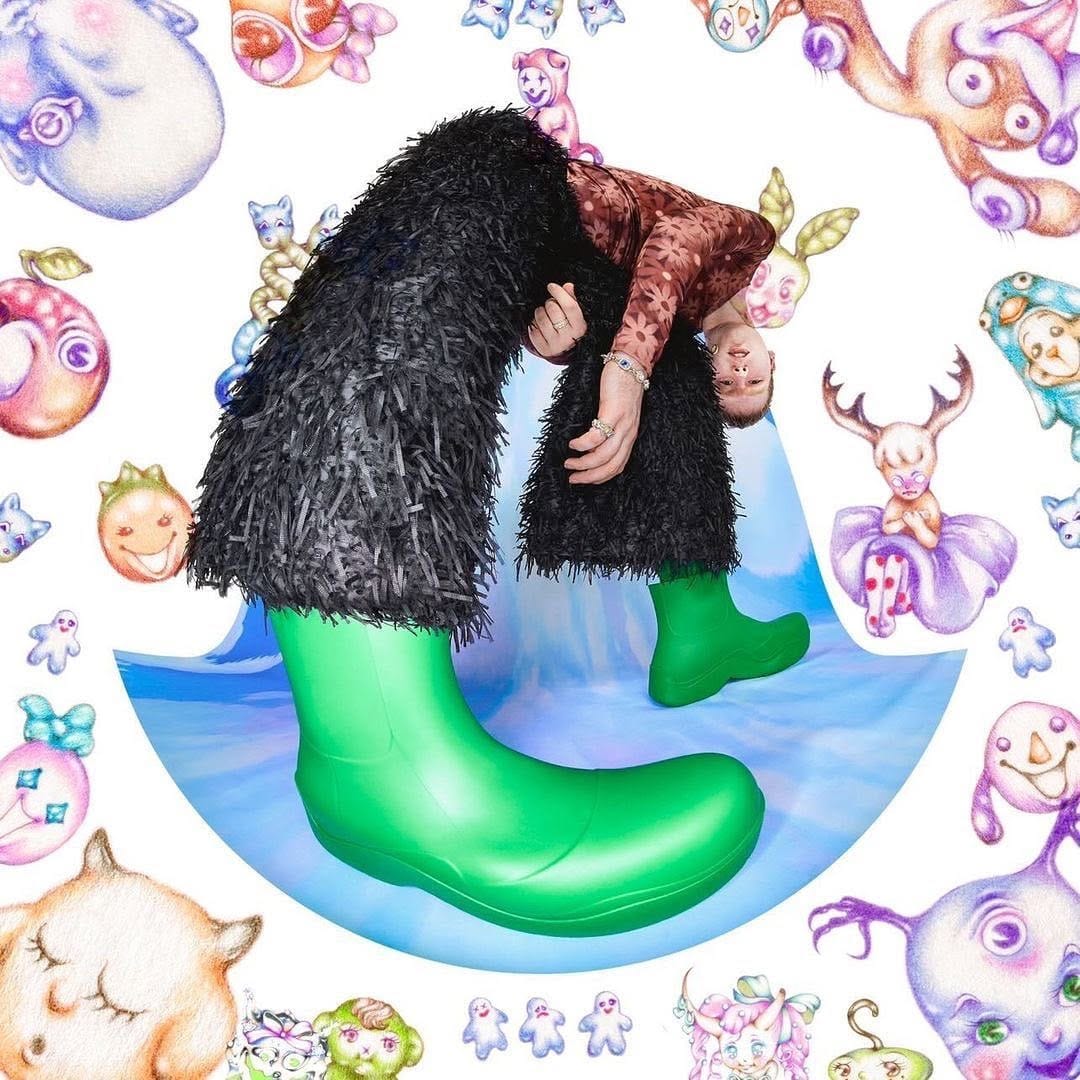 Post 10 by Ema Gaspar on Instagram (carousel)