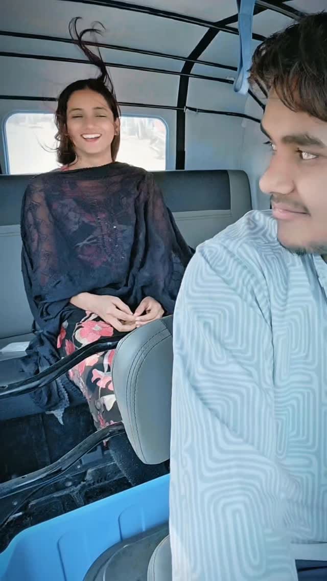 Post 5 by Ravi Kumar Saw on Instagram (video)