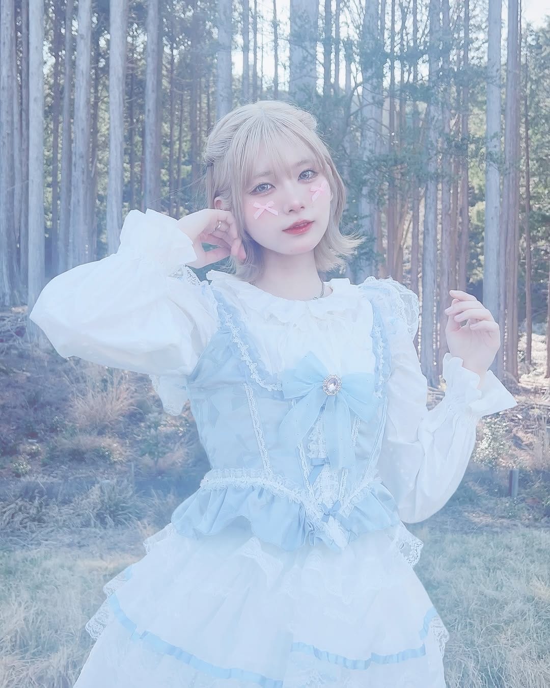 Post 9 by える / Eru on Instagram (carousel)