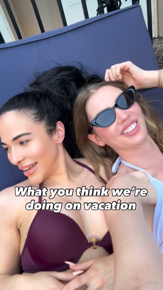 Post 6 by Sarah | Cosplay @ Fan Expo on Instagram (video)