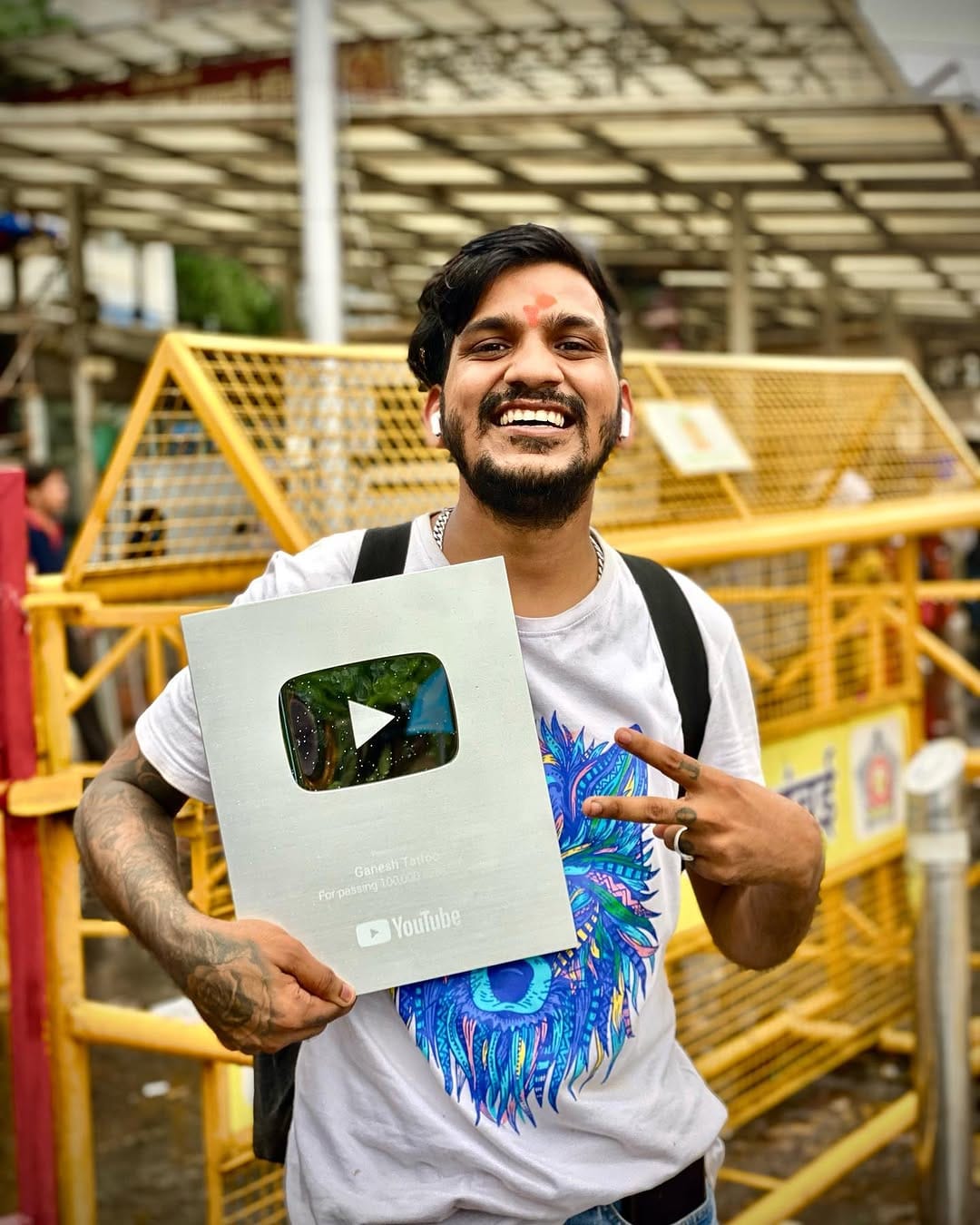 Post 8 by Ganesh Gupta ⅔ on Instagram (image)