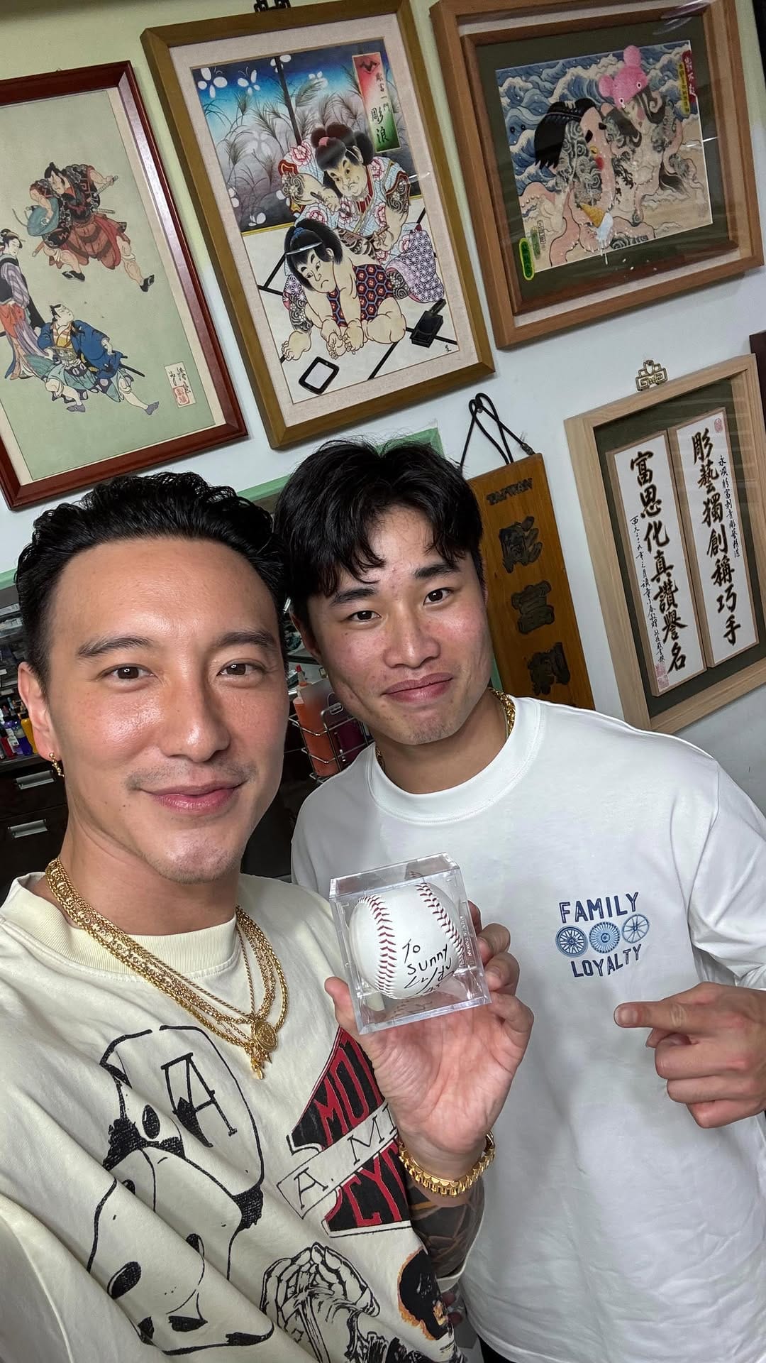 Post 10 by 彫富刺青-初代彫富 HoriFu-Chiung Fu Lee on Instagram (video)