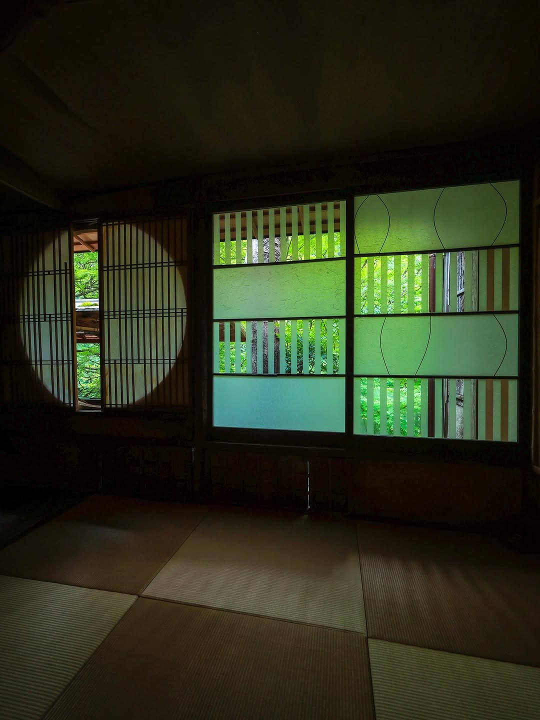 Post 2 by 京都・嵐山 祐斎亭【公式】Yusai-tei.official / 染色作家 祐斎 on Instagram (image)