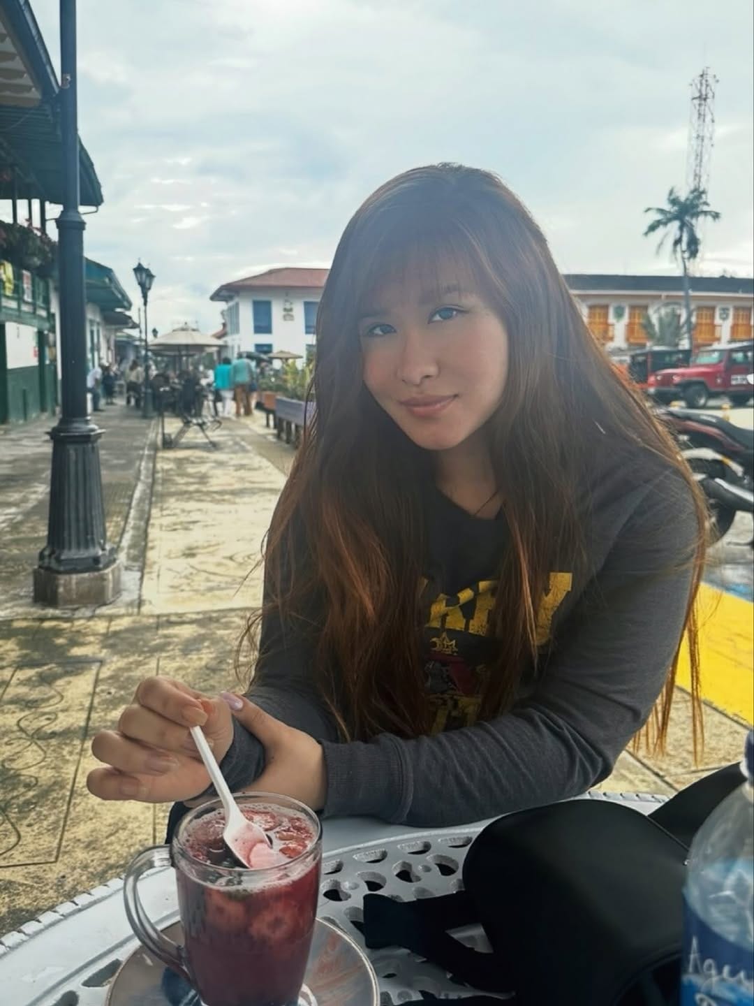 Post 7 by Nathalia Miyuki on Instagram (carousel)
