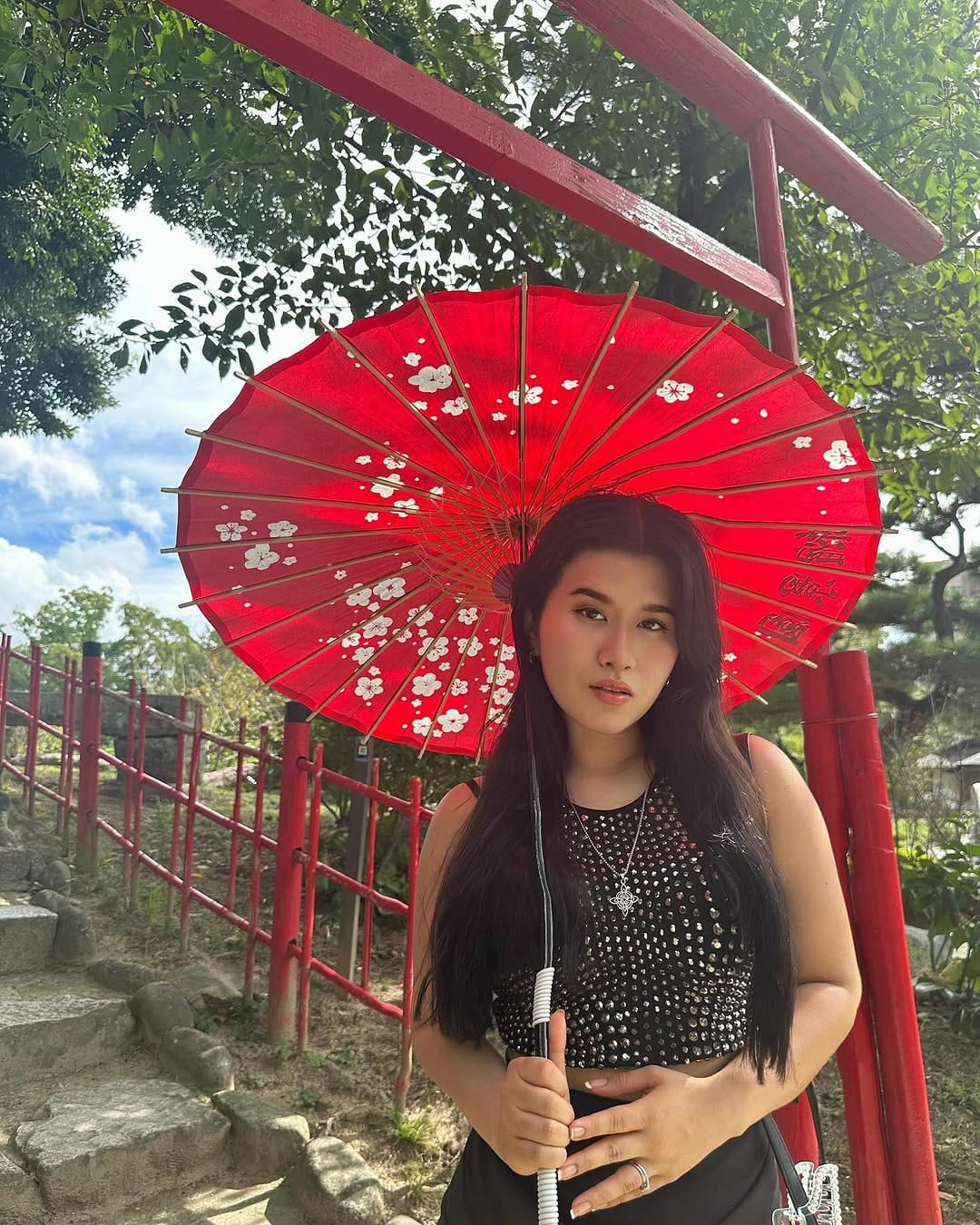 Post 9 by Nathalia Miyuki on Instagram (carousel)