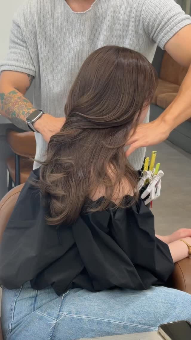 Post 1 by 𝑳.𝑶.𝑮 𝒐𝒎𝒐𝒕𝒆𝒔𝒂𝒏𝒅𝒐 鷹啄 崚 on Instagram (video)