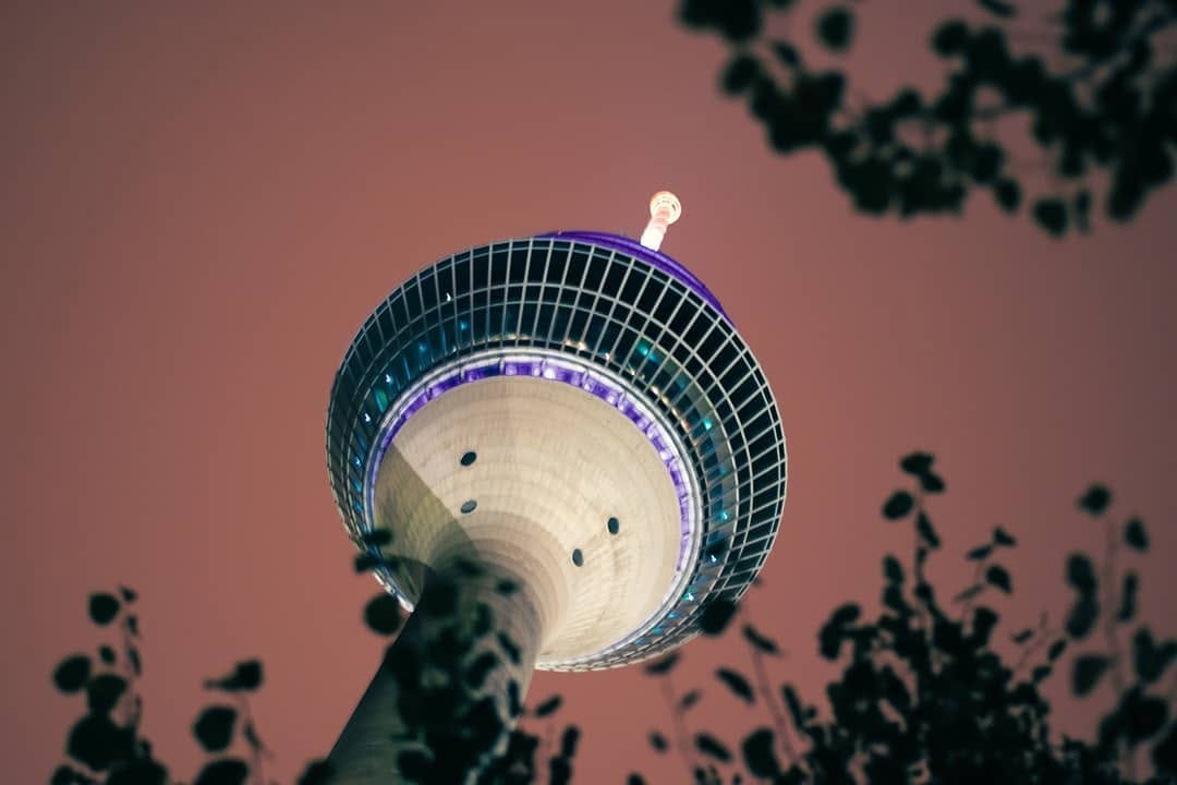 Post 3 by Khalil on Instagram (image)