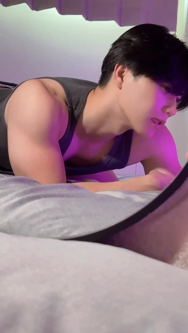 Post 10 by ya on Instagram (video)