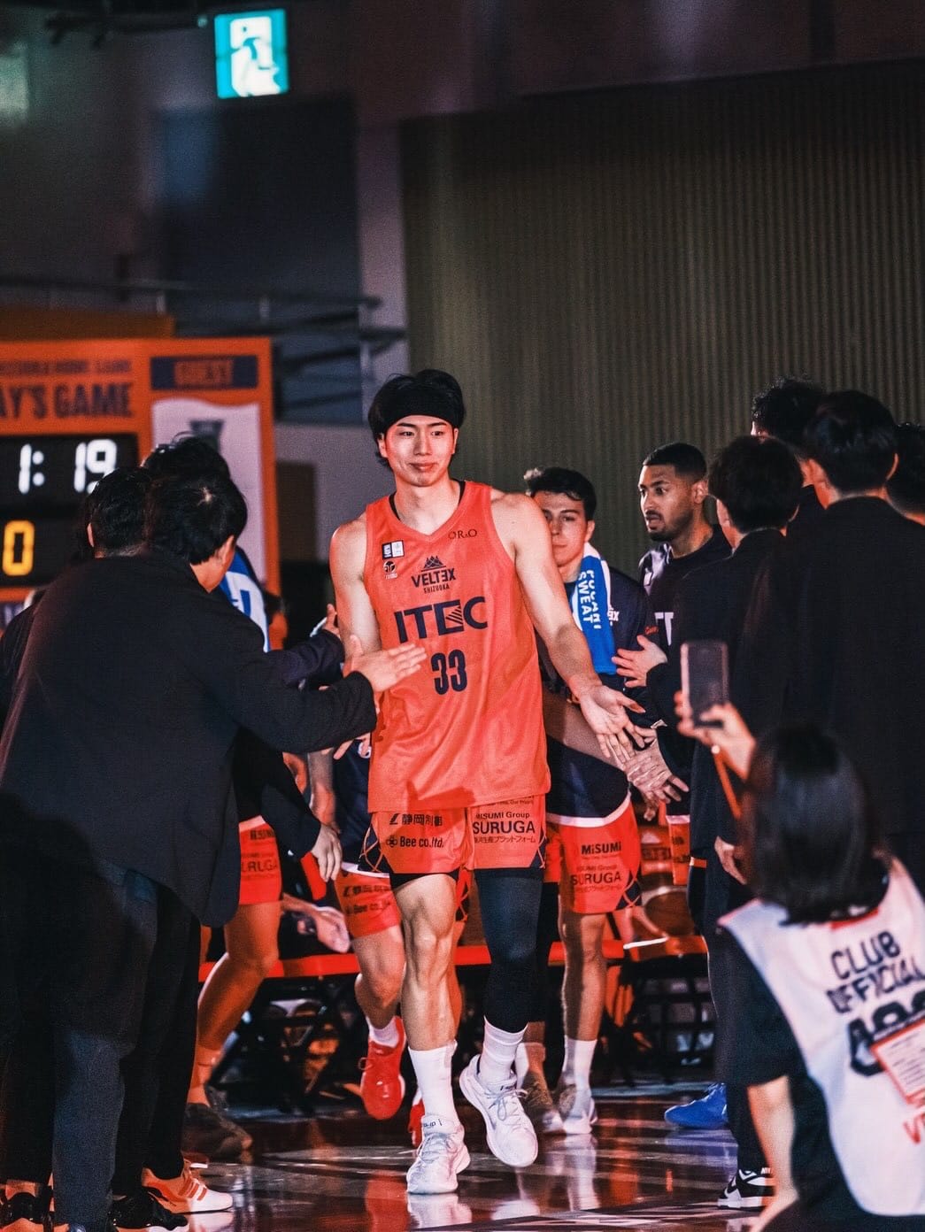 Post 2 by 林 翔太郎 Hayashi Shotaro on Instagram (carousel)