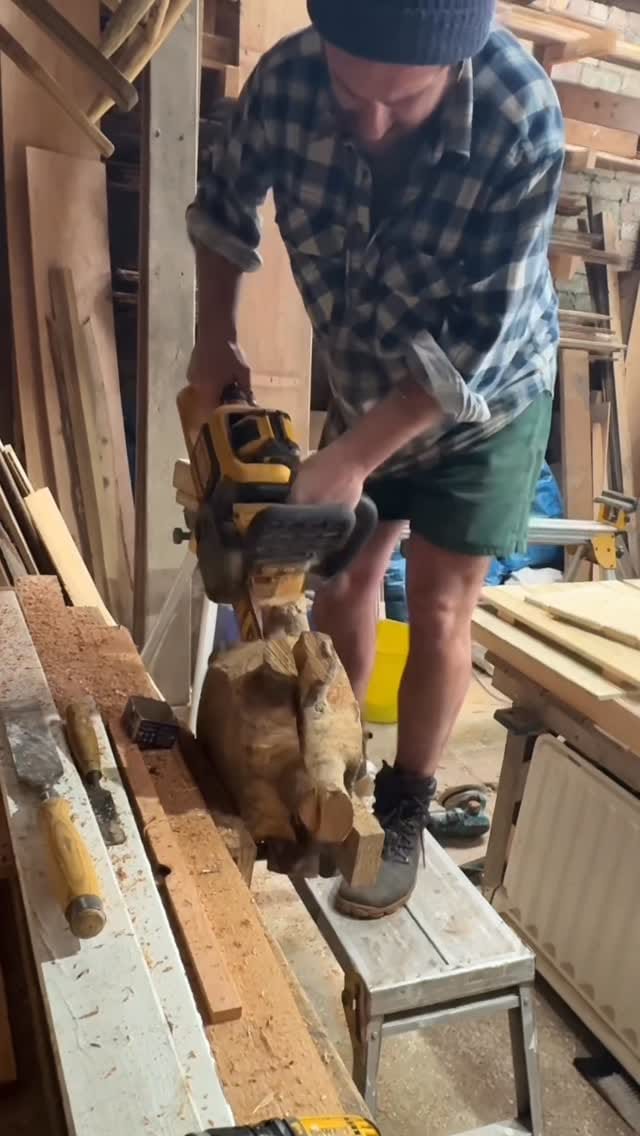 Post 7 by Spoon man on Instagram (video)