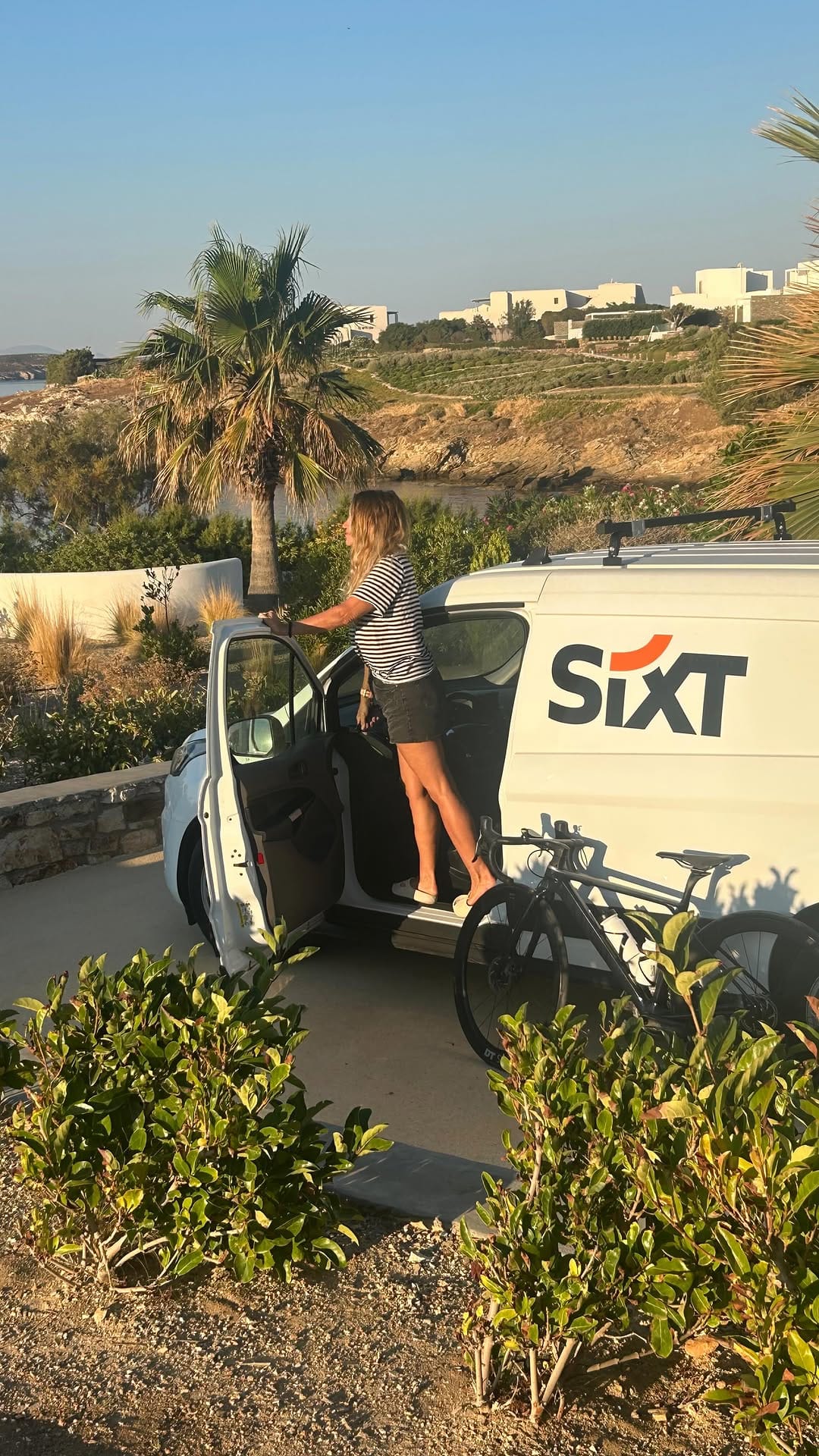 Post 9 by gelly skarlatou on Instagram (video)