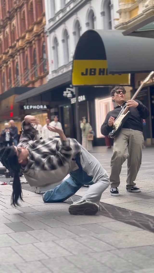 Post 1 by ROBOMON on Instagram (video)