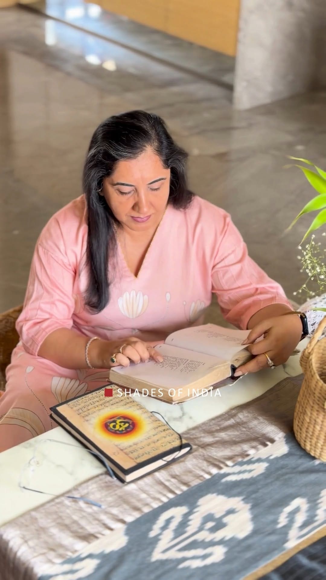 Post 6 by Shades of India on Instagram (video)