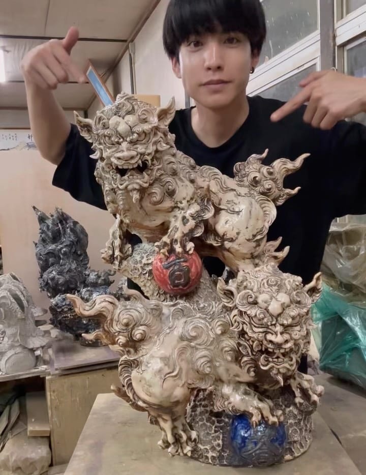 Post 8 by Yuto Arakaki/新垣優人【やちむん家】 on Instagram (carousel)