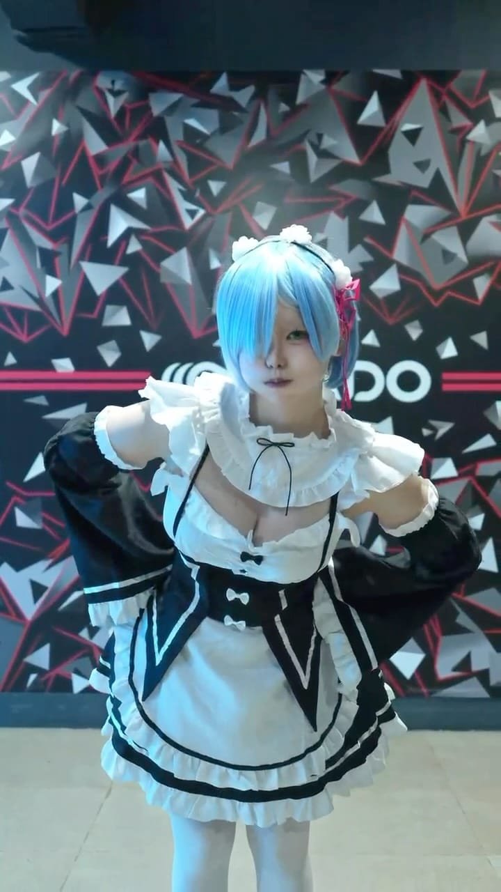 Post 6 by Aria@Pax Bengaluru 11&12July on Instagram (video)