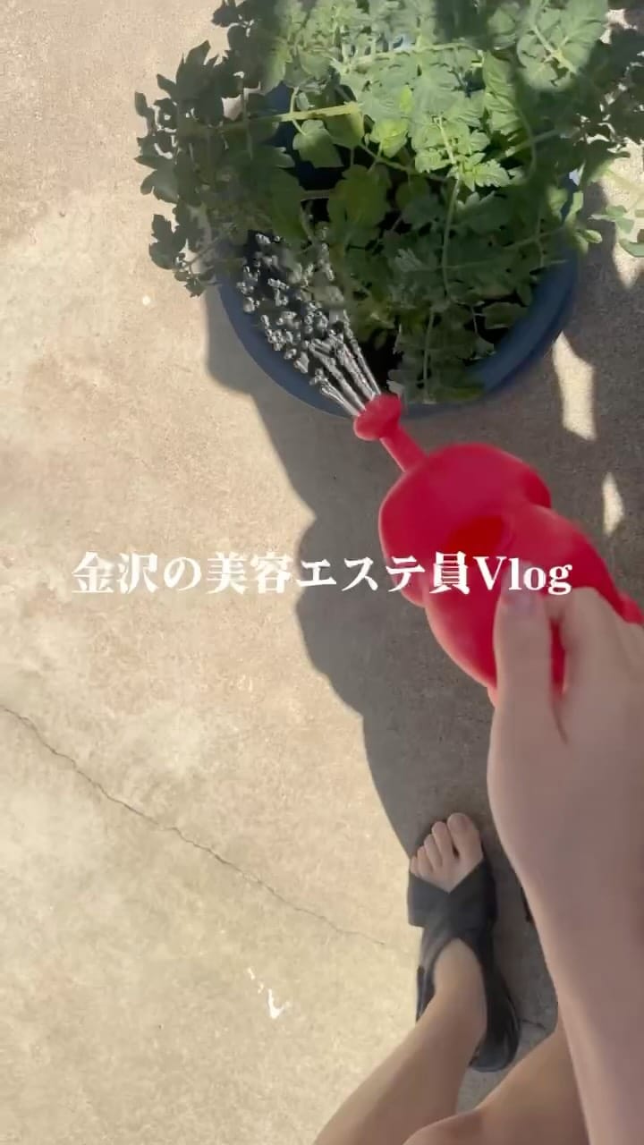 Post 1 by KAGUYA on Instagram (video)